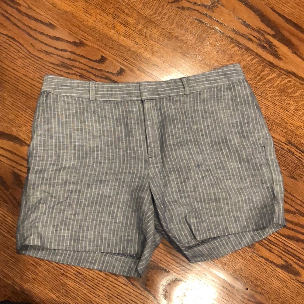 Banana Republic twill shorts